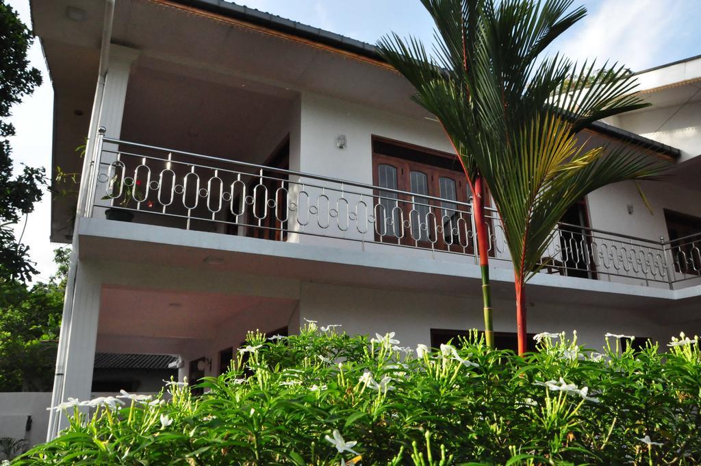 Polina Resort ヒッカドゥワ エクステリア 写真