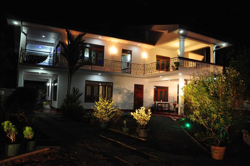 Polina Resort ヒッカドゥワ エクステリア 写真